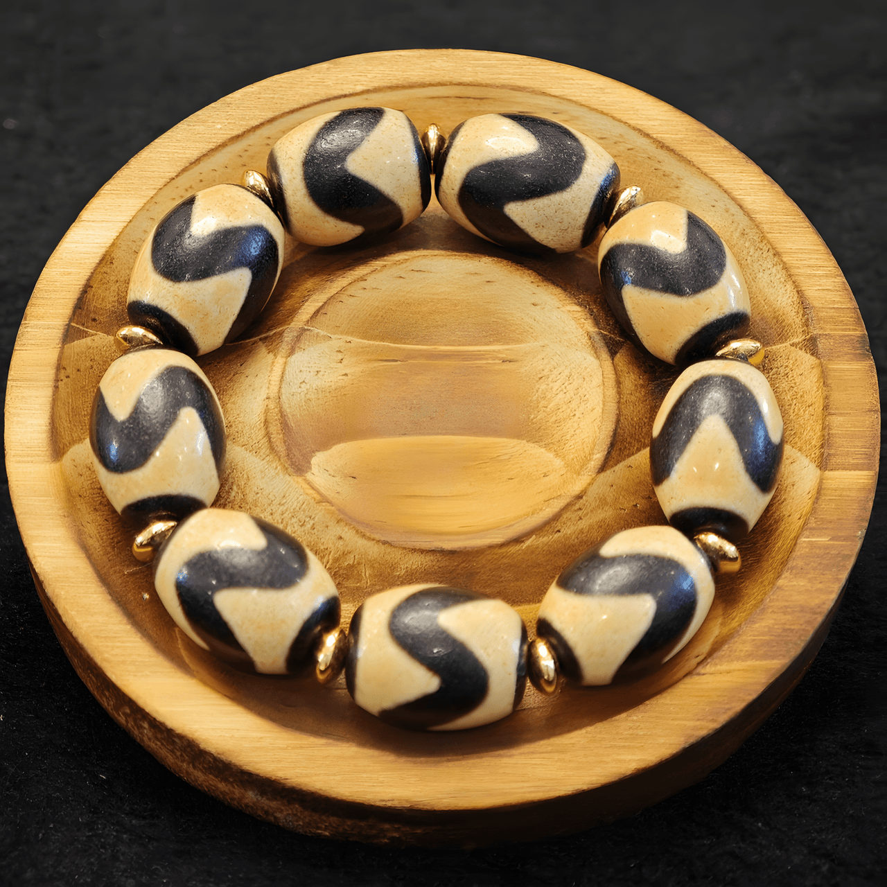 5A Old - Method Ivory Tiger Fang Dalo Himalayan Dzi Bracelet – Strength & Protection (Limited Batch) - Himalayan Whisper