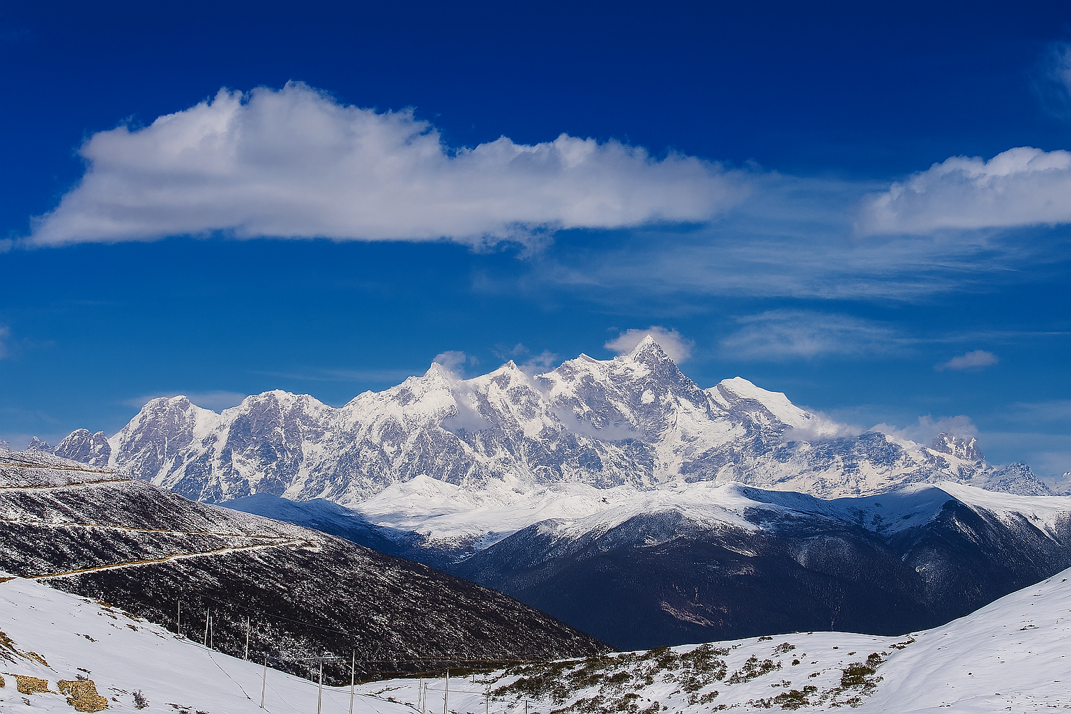 Mount Namcha Barwa rising above surrounding Himalayan ridges
